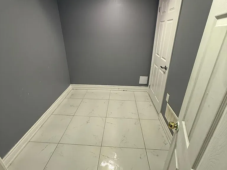22 Matterdale Ave #BASEMENT — Photo 8