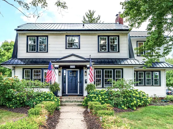 2700 Plainfield Ave NE, Grand Rapids, MI 49505