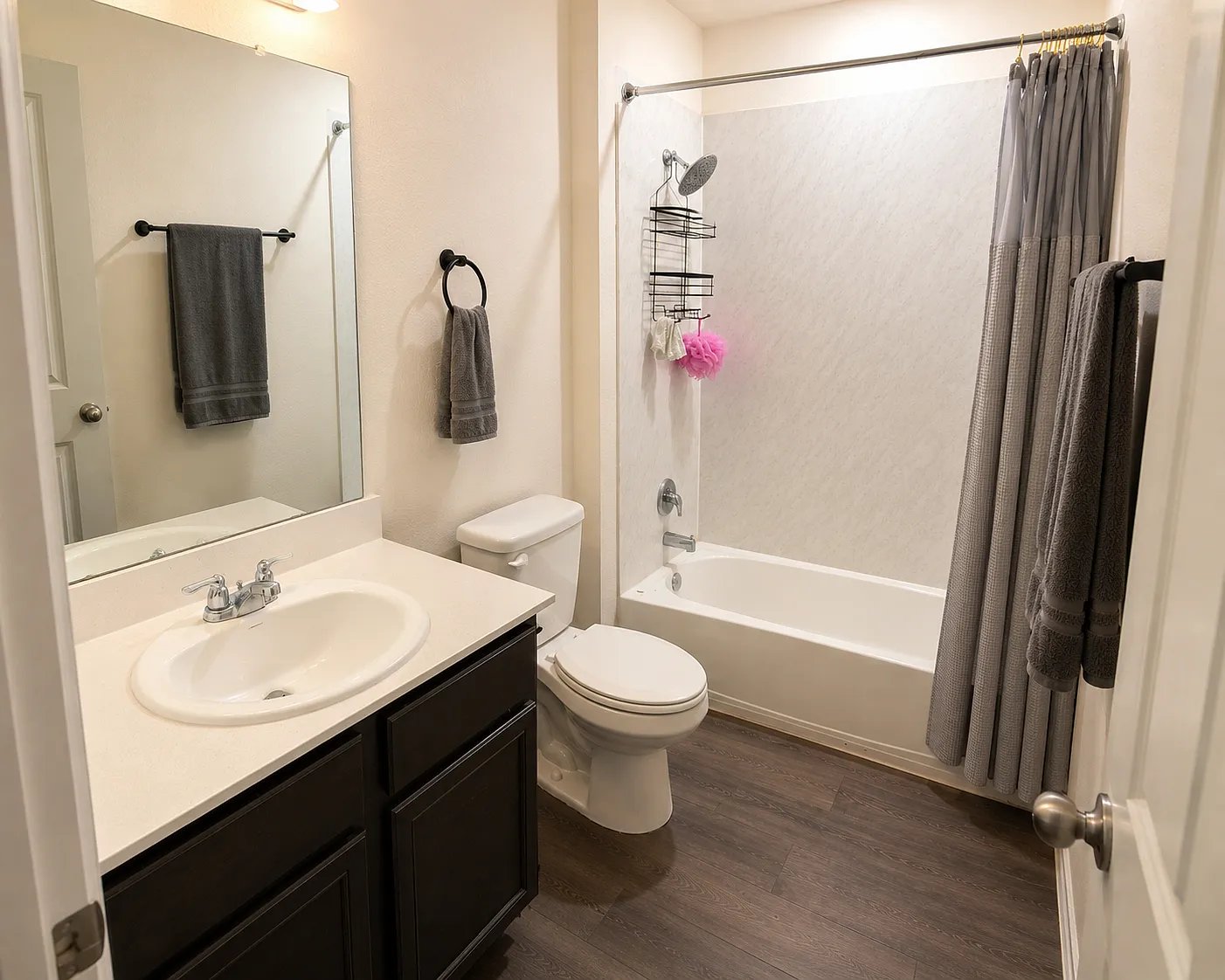 4 bed, 2236 sqft, $2,200 — Photo 1