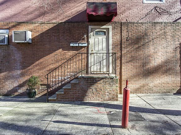 2122 Race St Unit 2.5.jpg