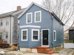 45 1/2 2nd St, Newport, RI 02840