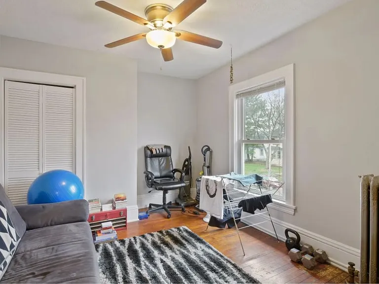 2640 Garfield Ave S #2 — Photo 2