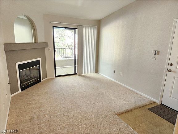 4th image of 950 Seven Hills Dr APT 2123