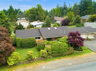 119 N 201st St, Seattle, WA 98133