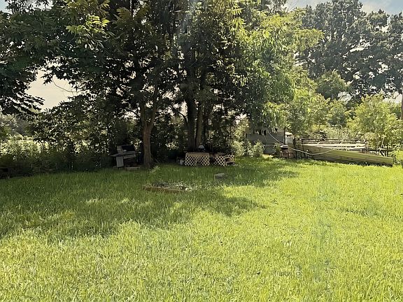 3rd image of 146 Irene St