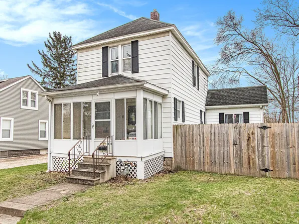 1424 Oak St, Niles, MI 49120