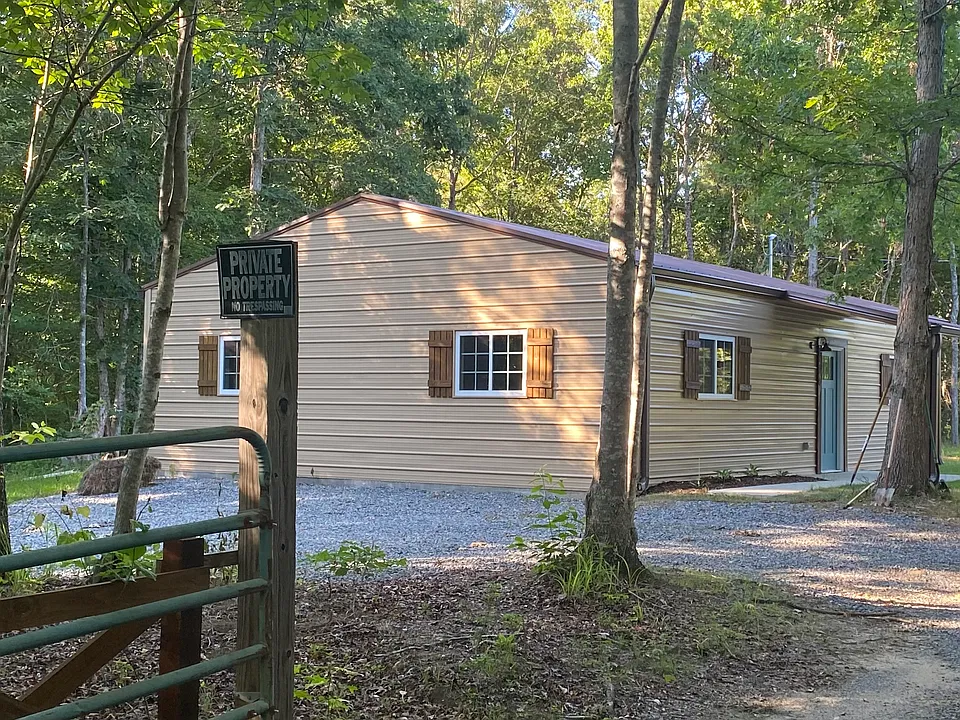 845 Mardis Point Rd