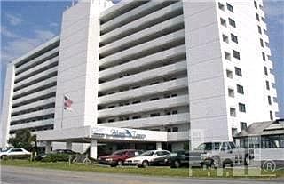 1st image of 1615 S Lake Park Boulevard #1001