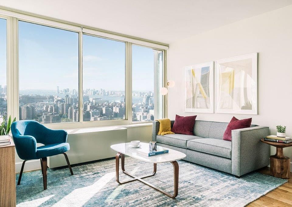 1st image of 315 W 33rd St APT 19F