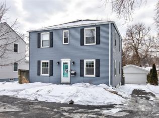 4024 Douglas Ave, Des Moines, IA 50310