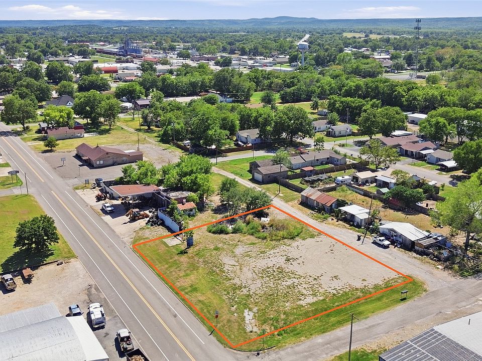 1st image of N 3rd St