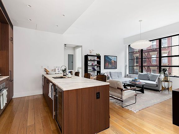 2nd image of 10 Sullivan St APT 3C