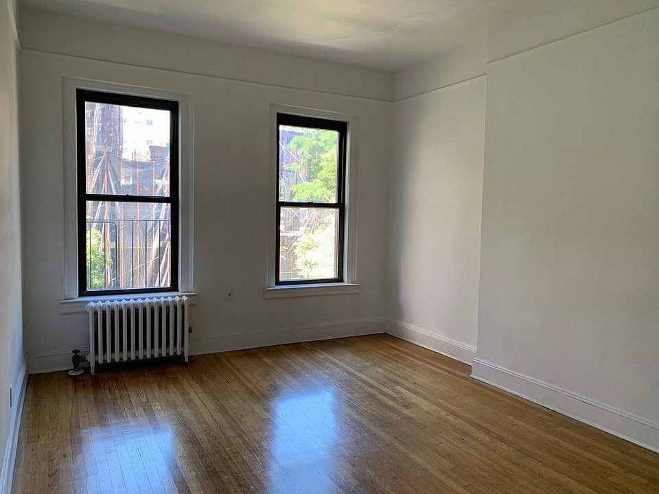 2nd image of 335 E 88th St APT 2A