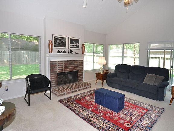 5th image of 8406 Plum Lake Dr
