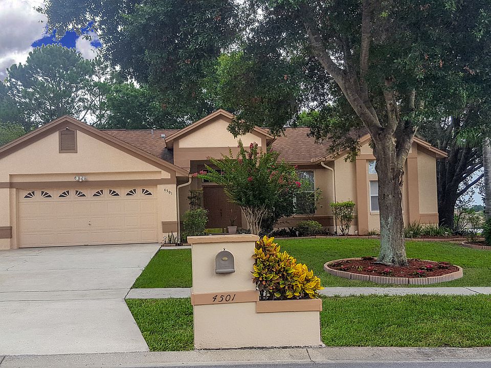1st image of 4501 Hazelgrove Dr