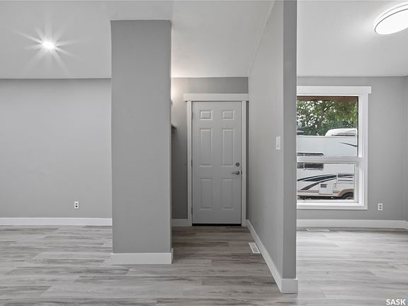 4th image of 2905 GRANT Road