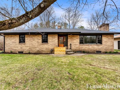 4067 Luxford Ave NW, Comstock Park, MI, 49321