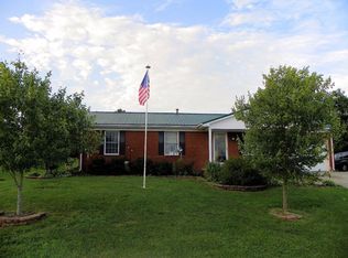1012 Edgewood Way, Lawrenceburg, KY 40342