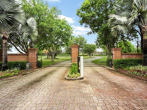 3rd image of 11423 Hammock Oaks Ct