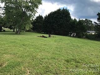 4th image of 3759 Taylorsville Hwy