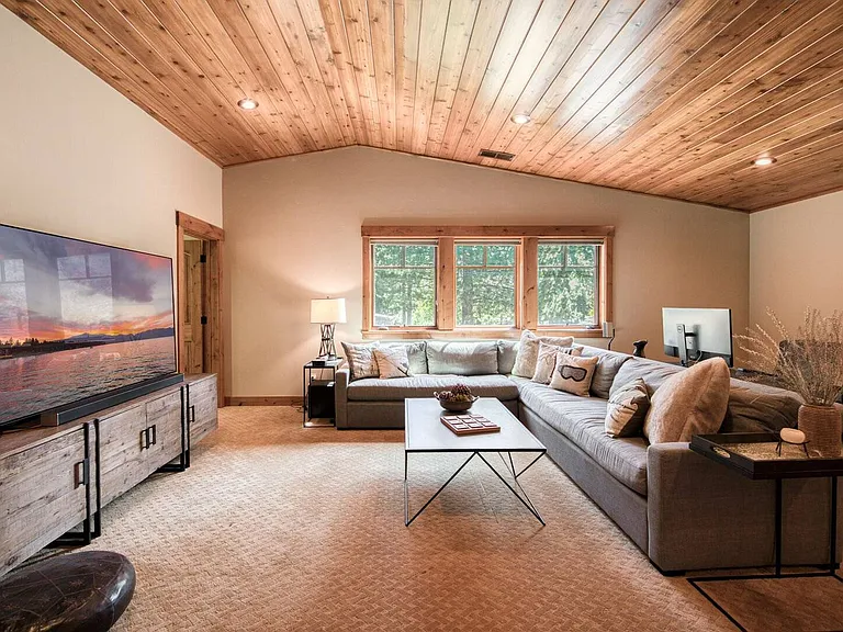 11570 Stillwater Ct — Photo 21