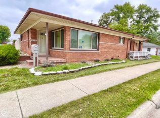 24502 Tuscany Ave, Eastpointe, MI