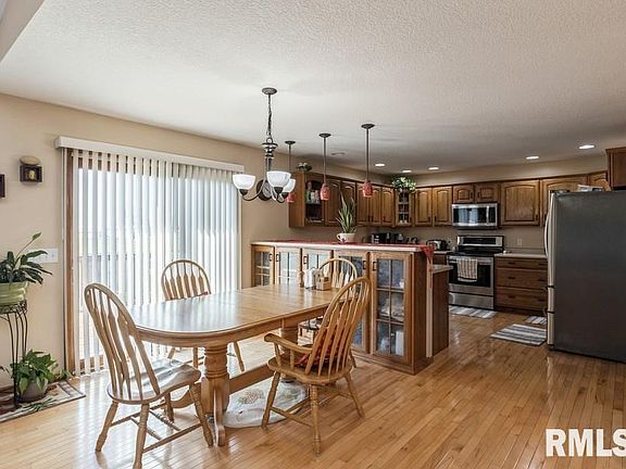 5th image of 3817 W 44th St
