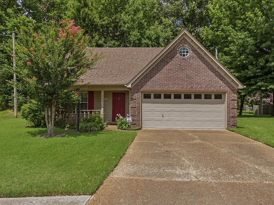 1st image of 1842 Black Bear Cir E