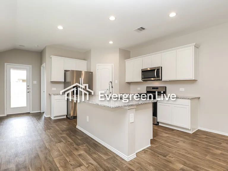 9944 Glen Brook Ln — Photo 6