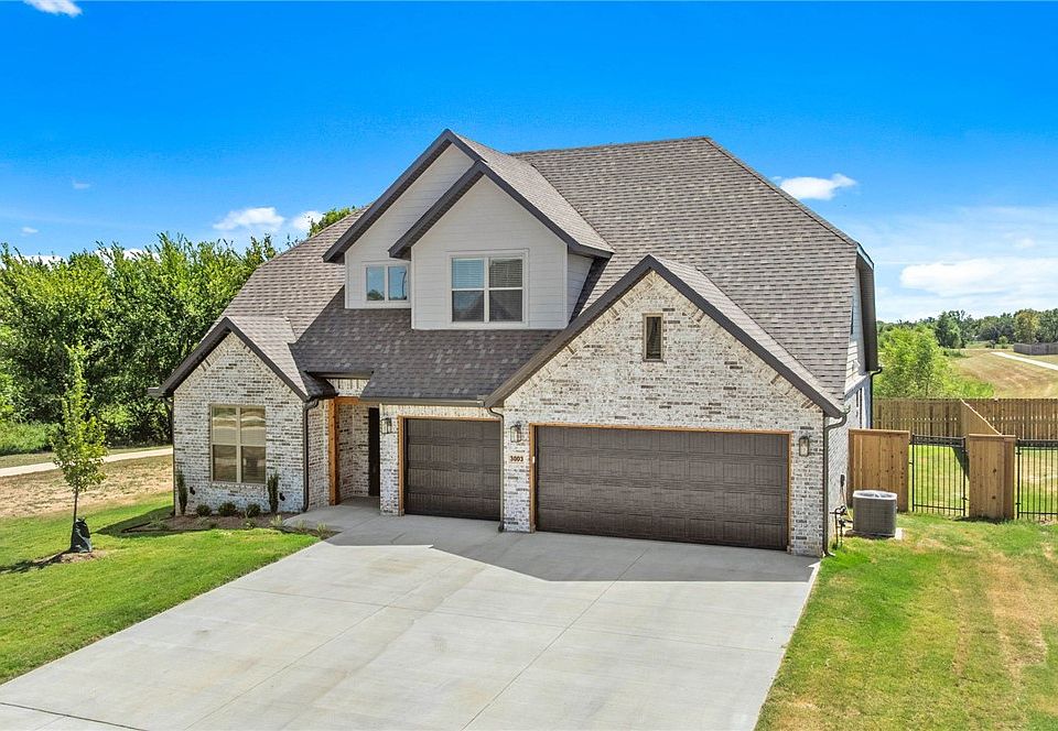 1st image of 3003 SW Little Elm Loop