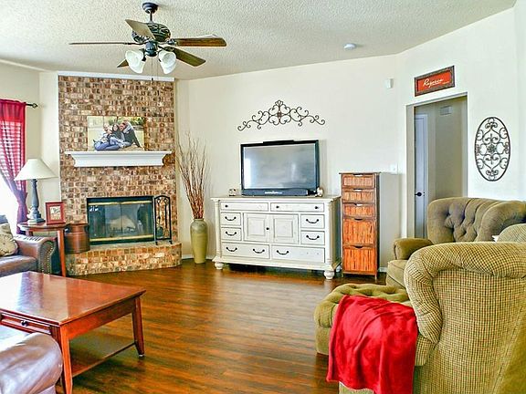 4th image of 2824 Braford Dr