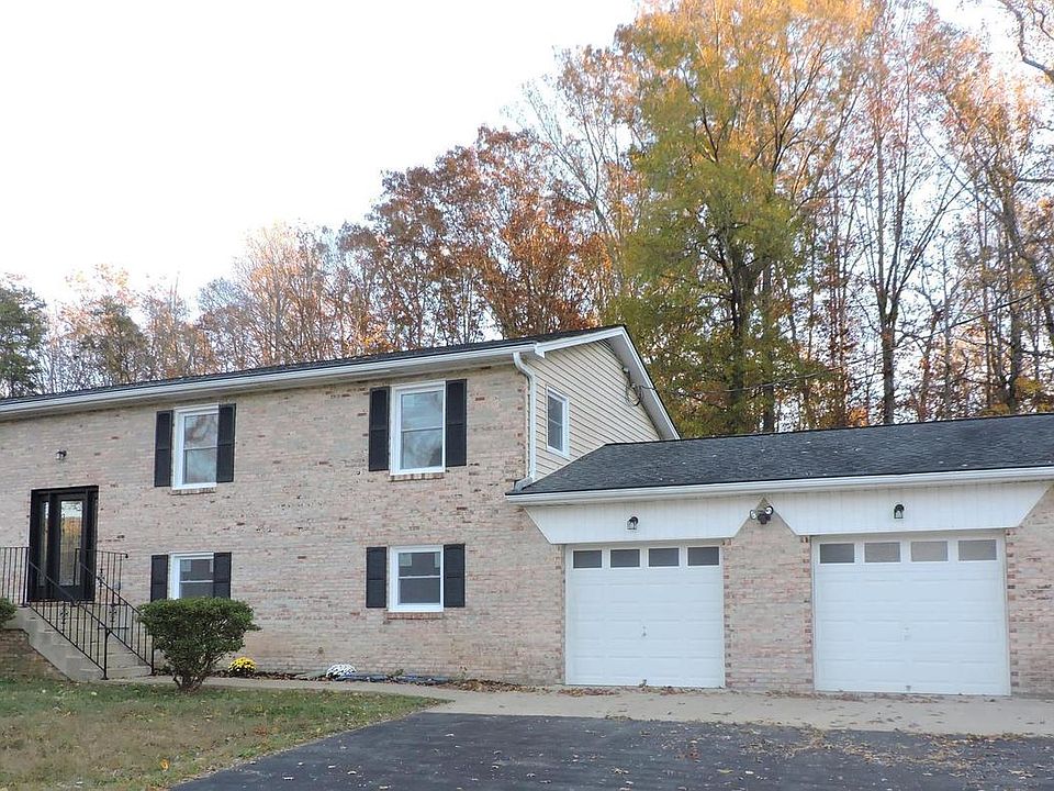 1st image of 52 Forest Hill Ln