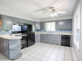 W227S1493 Anitol Ave, Waukesha, WI 53186