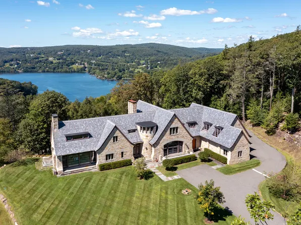 46 June Road, Washington, CT 06777
