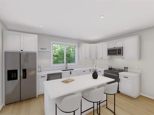 2016B Galerno Rd, Campbell River, BC V9W 1J5