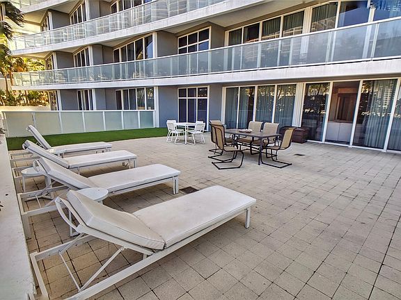 5th image of 3101 Bayshore Dr #506