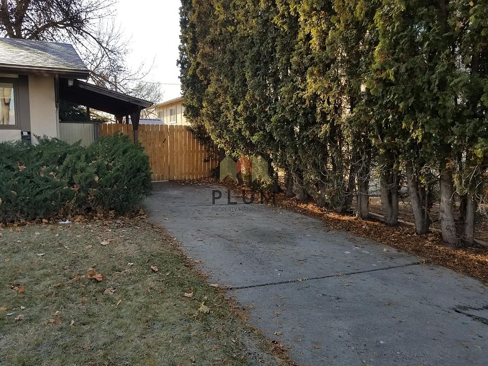 1st image of 901 Pattee Creek Dr