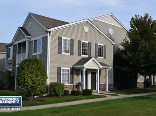 123 Silverstone Dr #0, Carpentersville, IL 60110