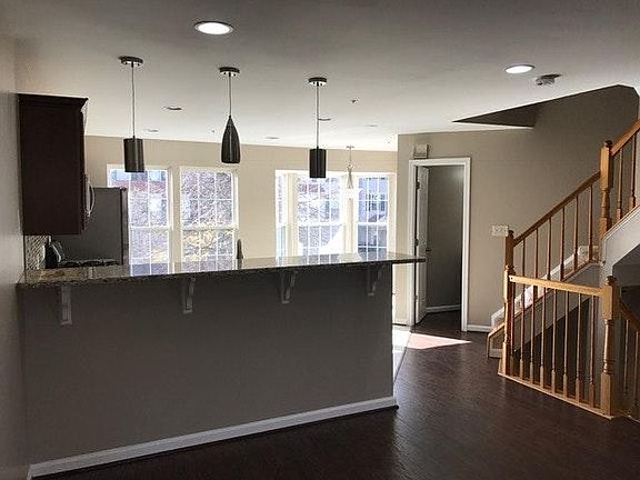 Fam Rm open to Kitchen