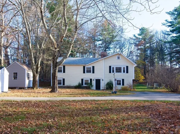 989 Concord Rd, Marlborough, MA 01752