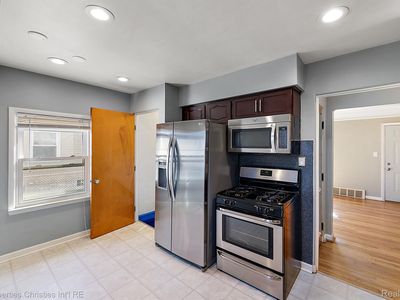17515 Reno St, Riverview, MI, 48193