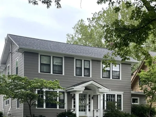 6427 Wyandotte St, Kansas City, MO 64113