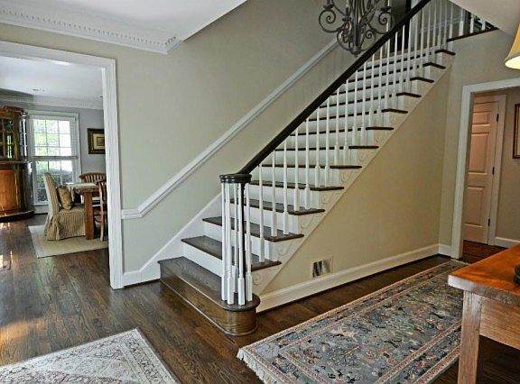 2nd image of 2806 Lake Forest Dr