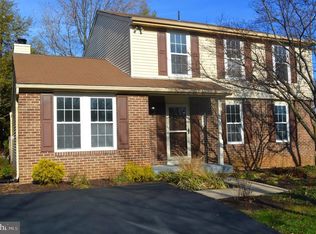5595 Hunting Horn Dr, Ellicott City, MD 21043