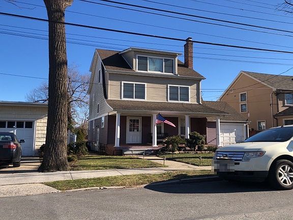 3rd image of 3827 222nd St