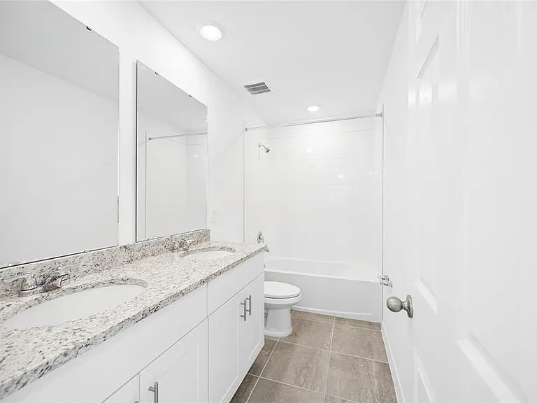 2339 White Tail St — Photo 19