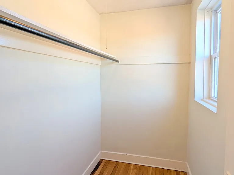 402 Highland Ave #20 — Photo 12