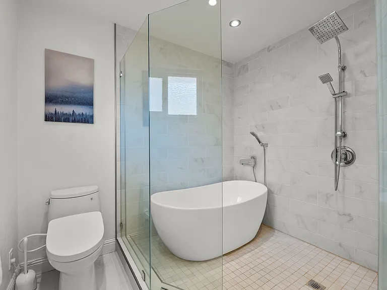 1742 Naglee Ave — Photo 7
