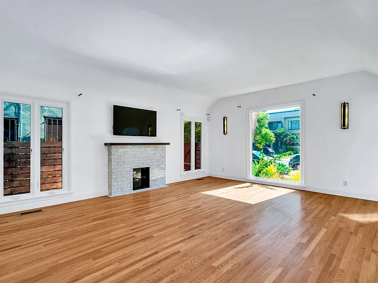 1275 S Cloverdale Ave #1 — Photo 5
