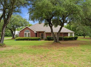 6065 Autumn Hills Dr, Fort Worth, TX 76140